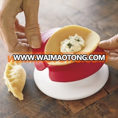 Convenient Plastic Home Dumpling Maker